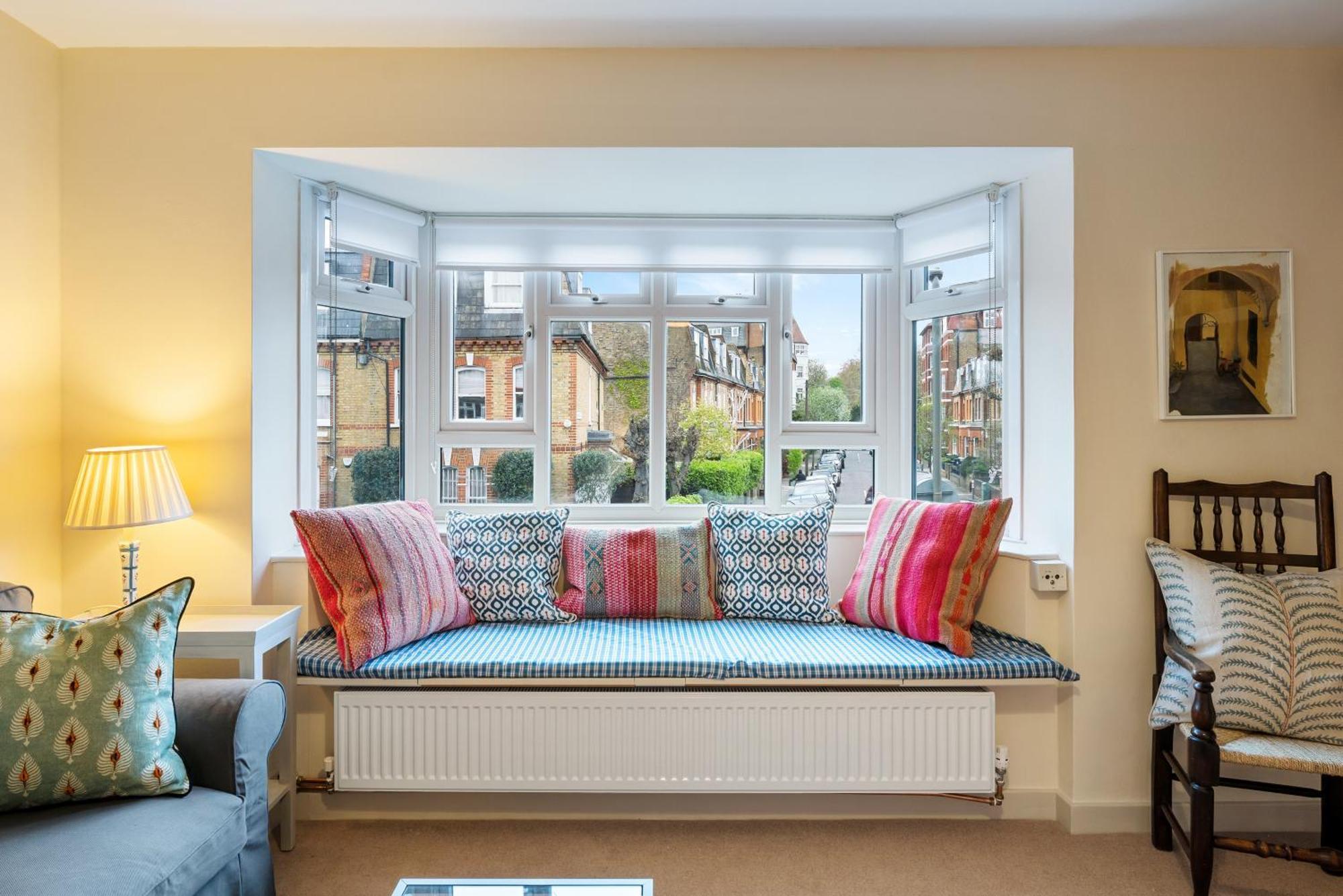 ロンドンBright & Cosy Gem ~ Battersea Park View ~ King Bedアパートメント エクステリア 写真